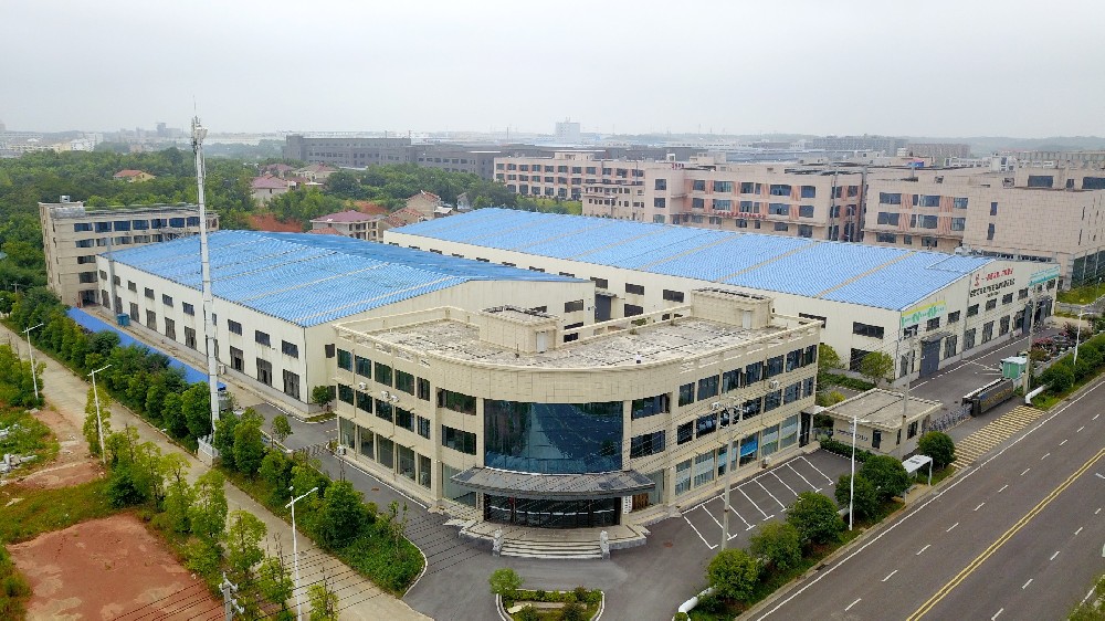 大型高低溫試驗箱——性能與應用的極致展現(xiàn)